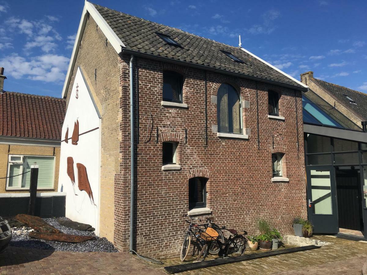 Ferienwohnung Pekelpakhuis Menheerse Werf Middelharnis Exterior foto