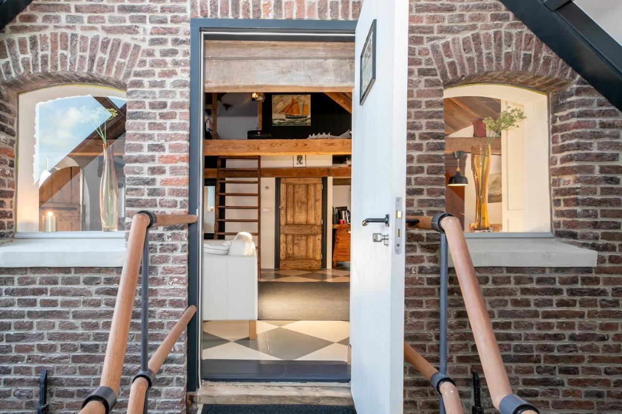 Ferienwohnung Pekelpakhuis Menheerse Werf Middelharnis Exterior foto